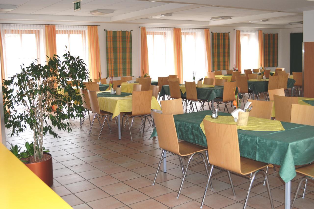 Gaestehaus Der Lk-Technik Mold Екстер'єр фото
