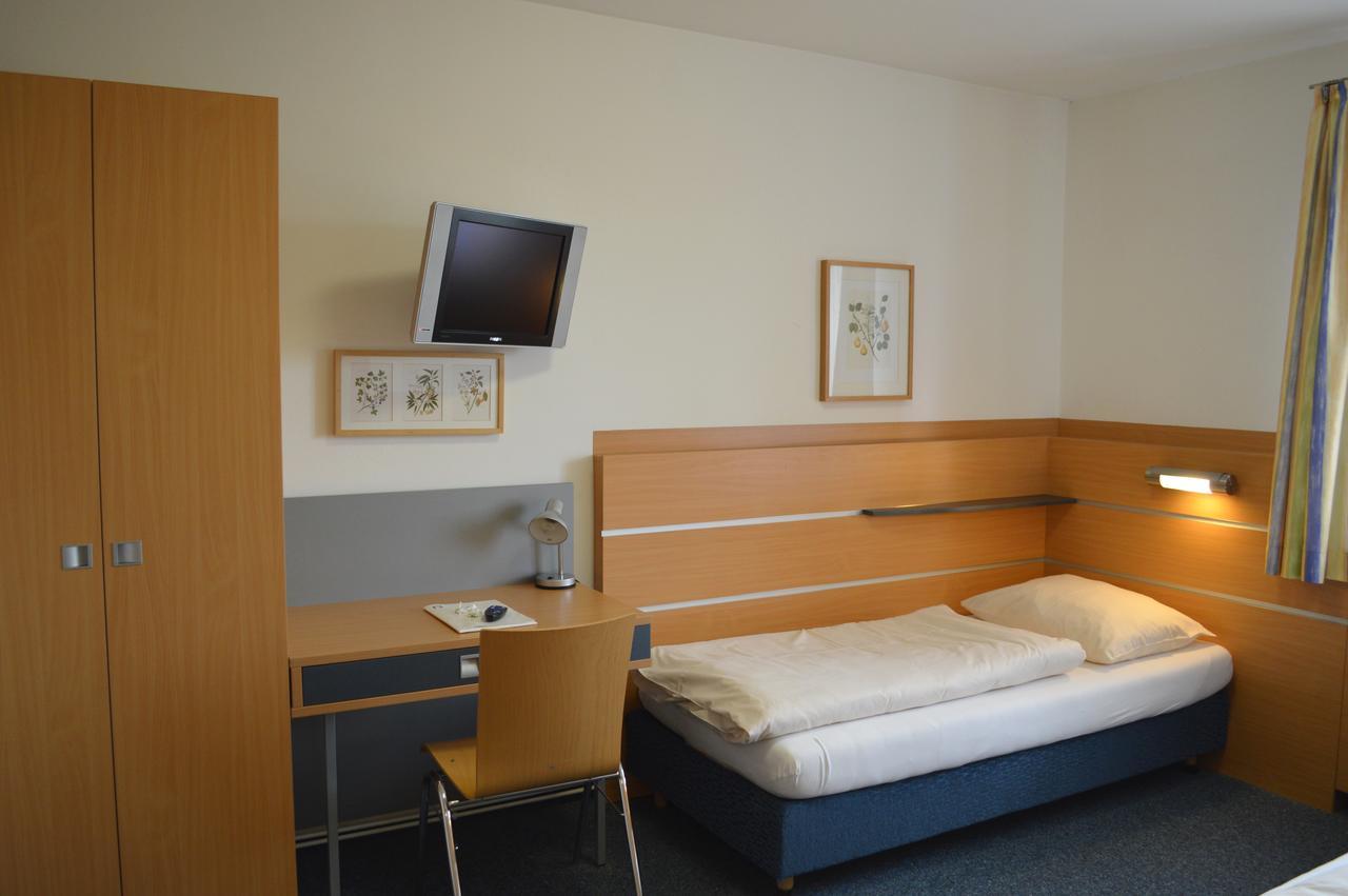 Gaestehaus Der Lk-Technik Mold Екстер'єр фото