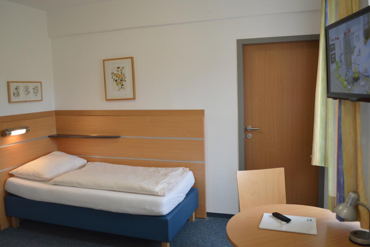 Gaestehaus Der Lk-Technik Mold Екстер'єр фото