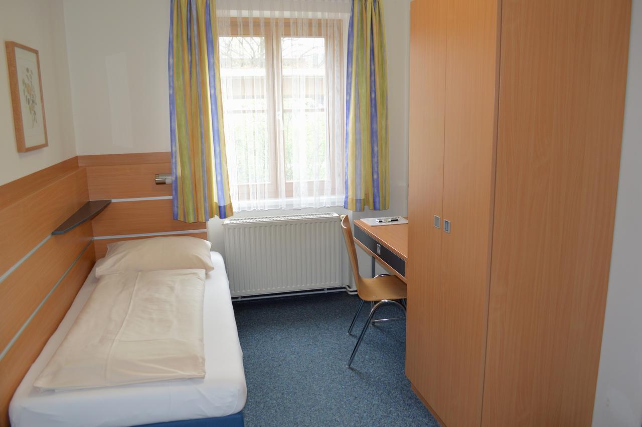 Gaestehaus Der Lk-Technik Mold Екстер'єр фото